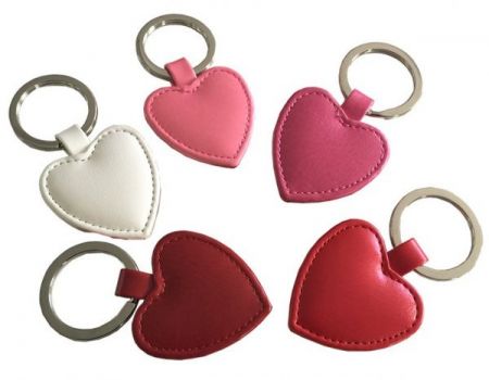  Heart Key fob  in leather personalized 